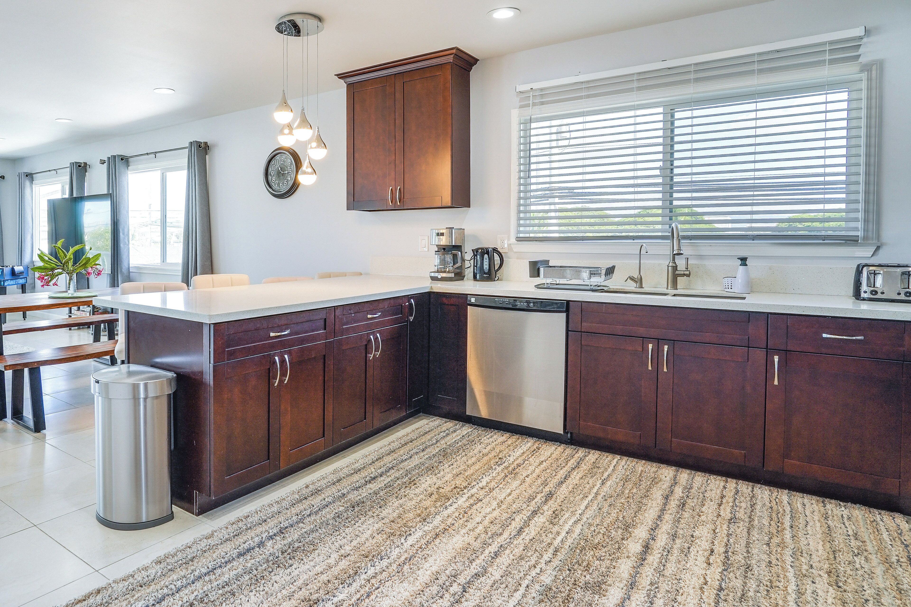 Cookware/dishes/utensils