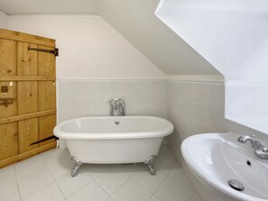 Towels - 2 bedroom accommodation in Sawrey, near Ambleside (Sawrey, near Ambleside)