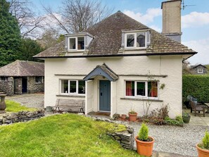Exterior - 2 bedroom accommodation in Sawrey, near Ambleside (Sawrey, near Ambleside)