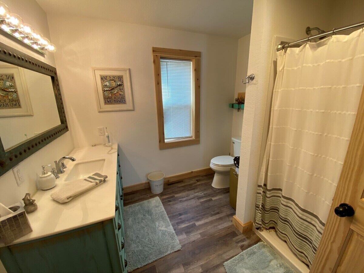 Hair dryer, towels