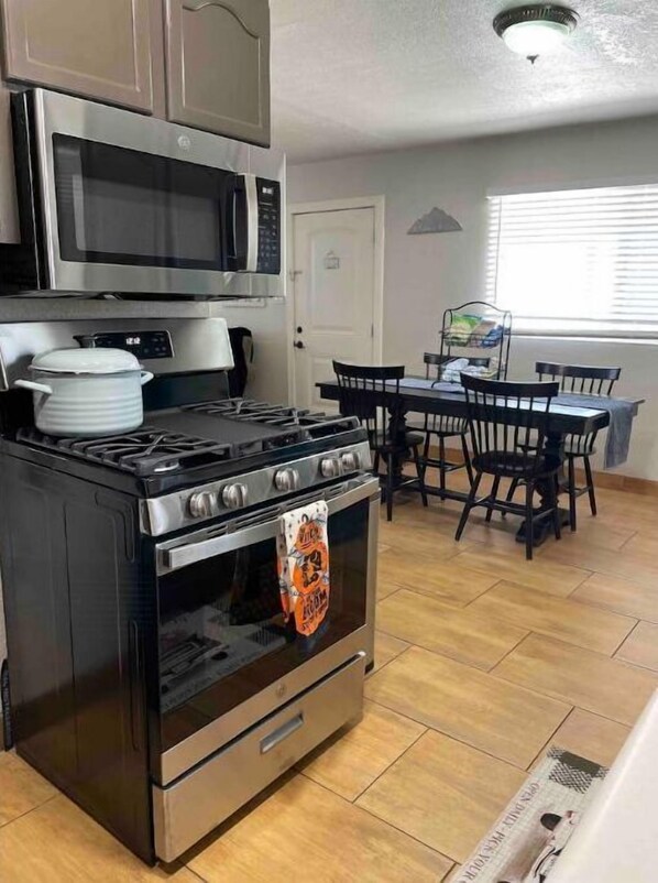 Private kitchen - Sun City Views (El Paso)