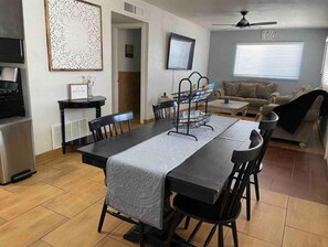 Dining - Sun City Views (El Paso)