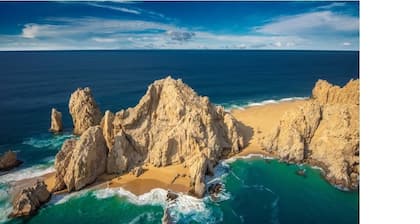 Water condo w/ private terrace & best LOCATION in Los Cabos Marina Downtown....
