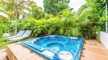 Idromassaggio all'aperto