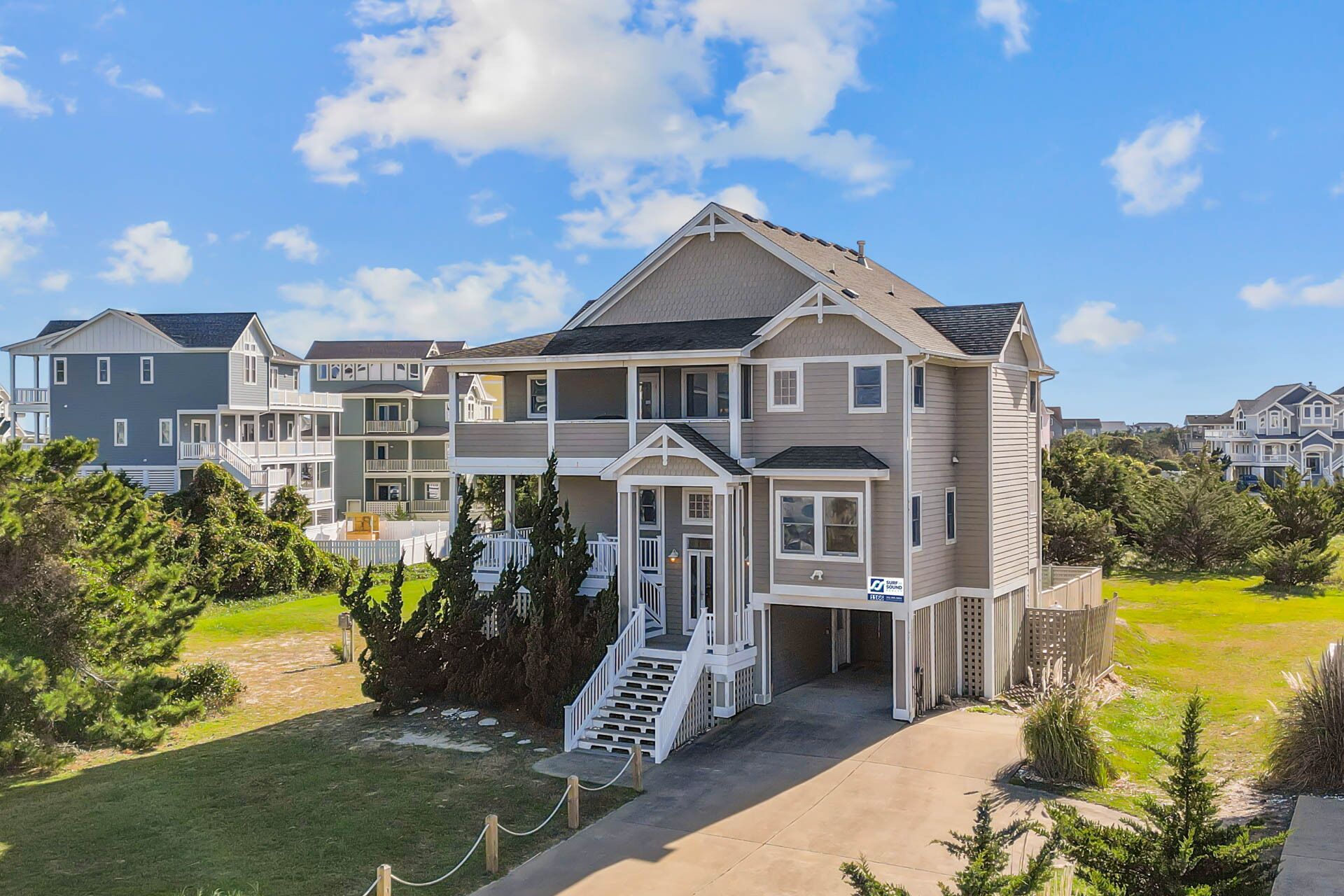 Oceanside - Dog Friendly 6 Bedroom with Pool, Hot Tub, Elevator, and Game Room