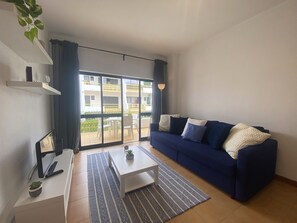 TV - VILAMOURA GOLF APARTMENT 1 WITH POOL by HOMING (Vilamoura)