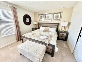 8 dormitorios, tabla de planchar con plancha, wifi gratis y ropa de cama