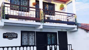 Bagian depan properti