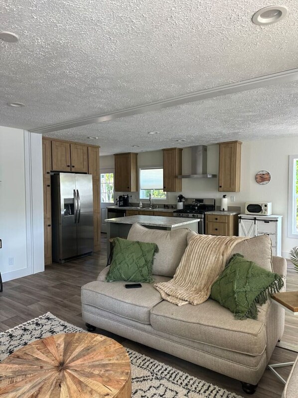 تلفزيون ذكي