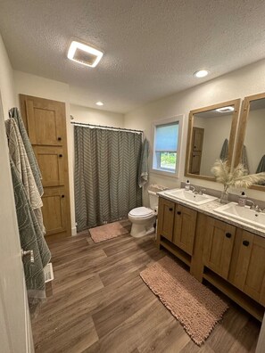 Hair dryer, towels