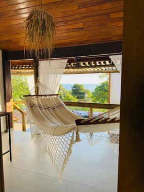 Panoramic-Suite, 1 Schlafzimmer, Veranda, Meerblick | Terrasse/Patio