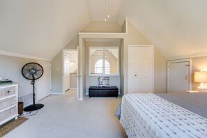 3 bedrooms, iron/ironing board, Internet, bed sheets