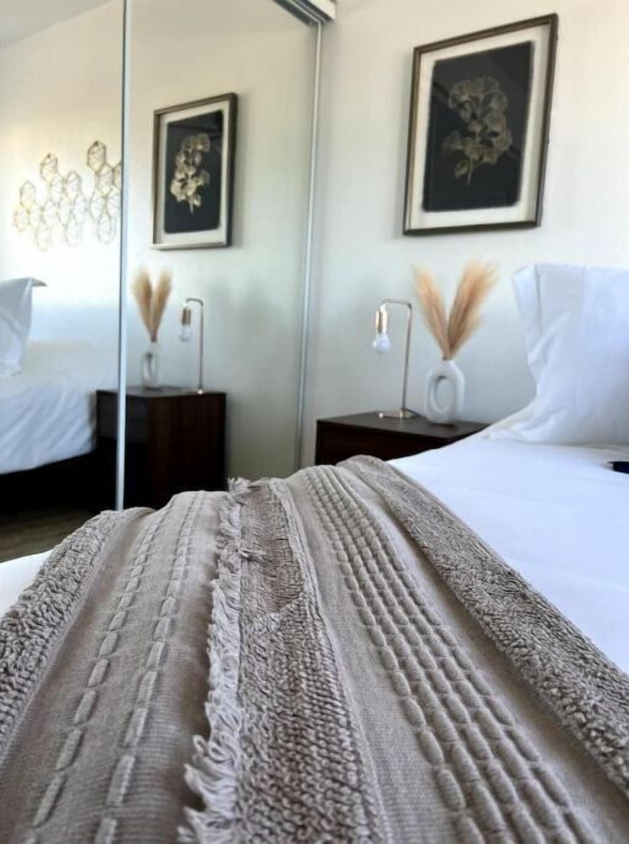 2 habitaciones, cuna de viaje, wifi gratis y ropa de cama 