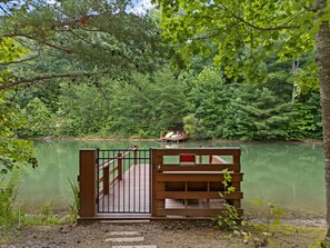 Property grounds - Large Cabin Located on Deer Water Lake (Rogers)