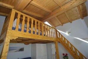 Interior - THE VILLAGE - Blue Room (Valmontone)