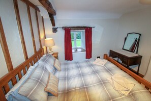 2 camere, ferro/asse da stiro, Wi-Fi gratuito, lenzuola