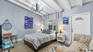 1 bedroom, desk, iron/ironing board, free WiFi