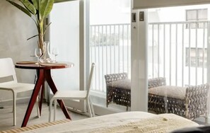 Dining - Condado Oceanview Lagoon,/Electrical Backup System/1 minute Beach/Lagoon/ (San Juan)