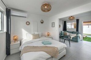 3 bedrooms, iron/ironing board, travel cot, WiFi - Aruba Dushi Casa + Studio minutes to Eagle Beach ! (Noord)