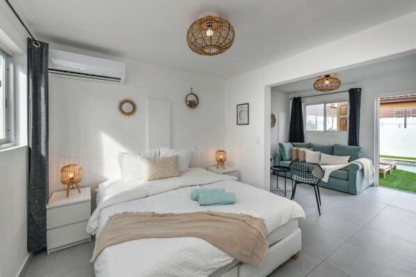 3 bedrooms, iron/ironing board, travel cot, WiFi - Aruba Dushi Casa + Studio minutes to Eagle Beach ! (Noord)