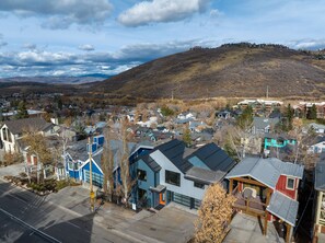 Exterior - Newly Remodeled Home in the Heart of OLD TOWN. Walk to lifts! Unit 2 (Park City)