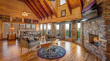 Luxury Cabin | 6 bedrooms, individually decorated, individually furnished