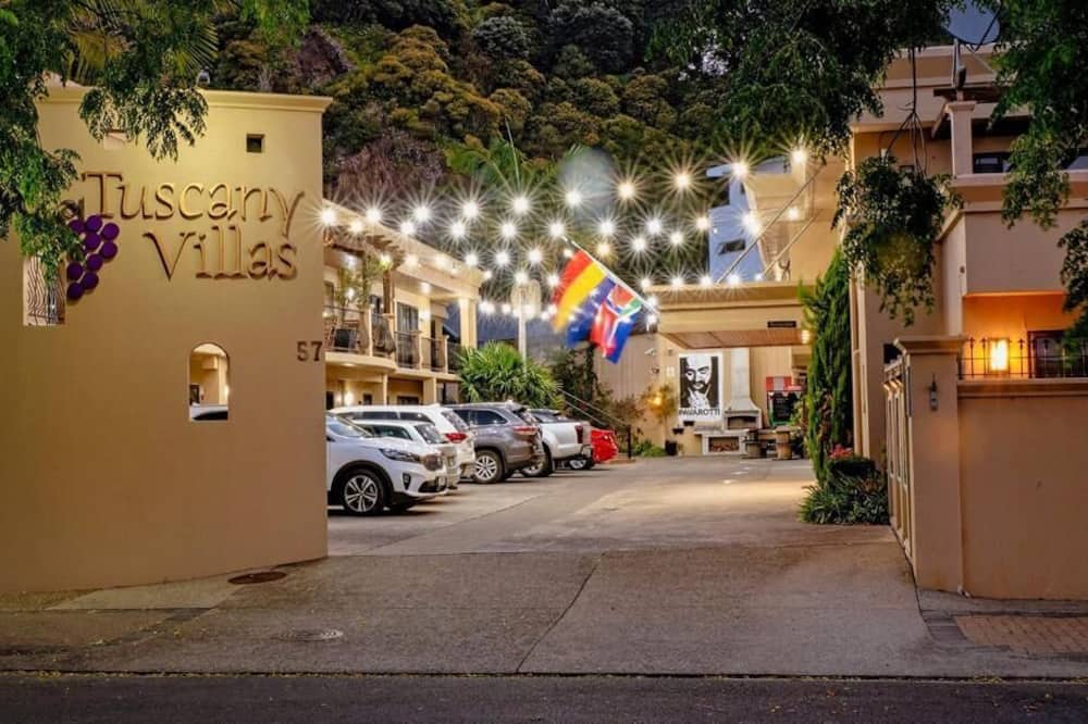 Tuscany Villas Boutique Motel