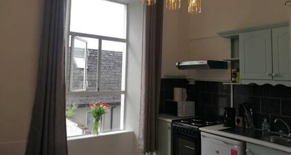 Perfect Apartment - Close to the Train Station