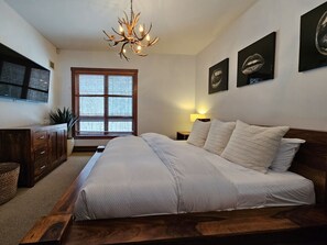 2 bedrooms, iron/ironing board, travel cot, free WiFi