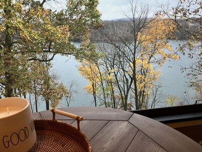 Beautiful Sunset Point! Arcade game table!
