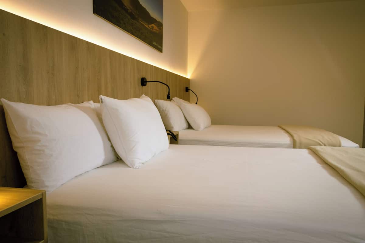 Deluxe Double Room, Park View | 1 bedroom, individually decorated, individually furnished, desk