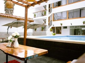 Habitación superior, vistas al parque | Terraza o patio