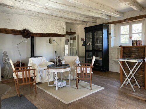 Magnifique propriété sur un terrain de 55 ares, piscine, 5 chambres 