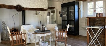 Magnifique Propriété sur un Terrain de 55 Ares, Piscine, 5 Chambres