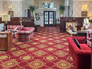 Lobby - Family Lodge No. 1 - UK45685 (Pitlochry)