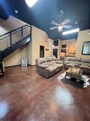Living area - Crimson & Cream (Norman)