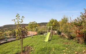 Children's area - Stunning home in Darbres (Darbres)