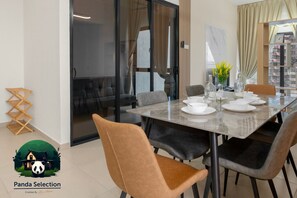 تناول الطعام