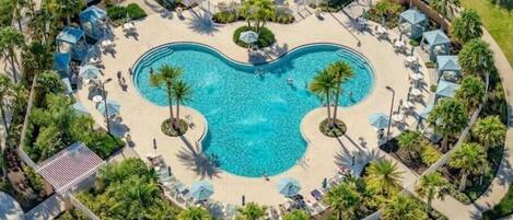 Piscine extérieure, piscine chauffée