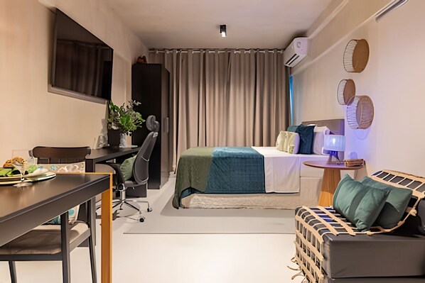 Appartement Deluxe | 1 chambre, rideaux occultants, fer et planche Ă repasser, Wi-Fi gratuit
