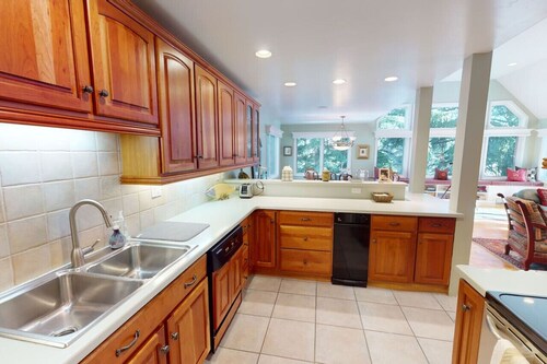 Large Family Home - Beaver Creek