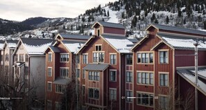 Exterior - Marriott Summit Watch - Spacious 2 Bedroom Villa in the heart of Park City, UTAH (Park City)