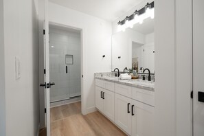Hair dryer, towels - Two homes in one! Beautiful Courtyard with Pool! (Hurricane)