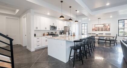 Two homes in one! Beautiful Courtyard with Pool!