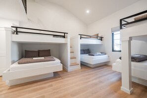 4 bedrooms, iron/ironing board, travel cot, free WiFi