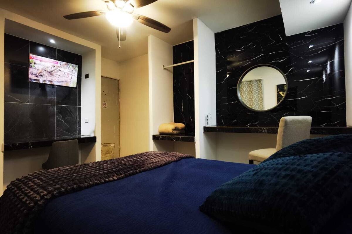 Basic Single Room | Premium bedding, down comforters, pillowtop beds, desk