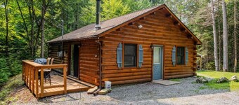 Secluded Cozy Cabin in Mountain Lake Community!
