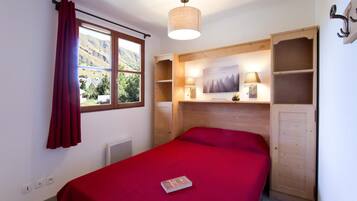 2 chambres, lit parapluie, Wi-Fi gratuit, draps fournis