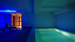 Unclassified image, 2 of 30, button - Sleeps 6 | 1-Bedroom | Hidden Gem in Les Menuires (Les Menuires)