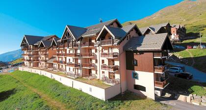 1 BR | Sleeps 5! Mountain Escape in Valmeinier